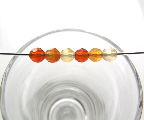 Karneol broušená korálek 4mm — foto 2