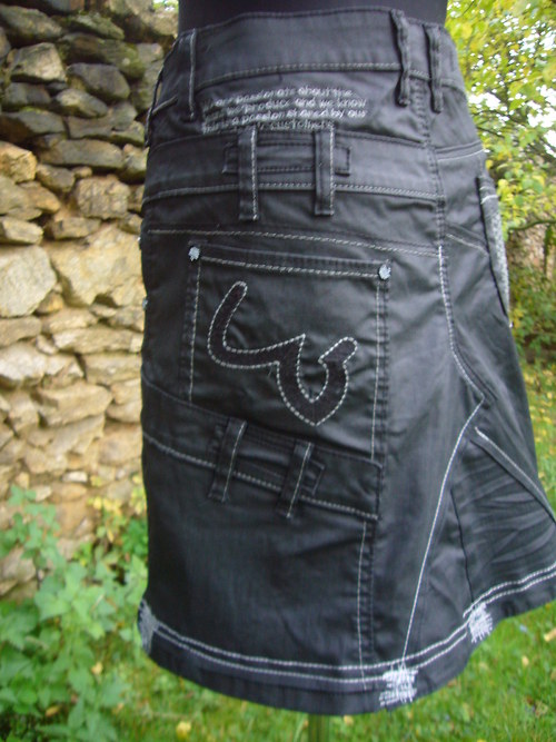 X womanka - Black Japan — foto 3