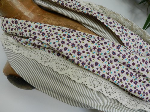 BEIGE and PURPLE ... — foto 4