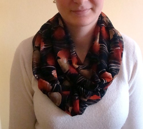Nákrčník z jemné látky — foto 3