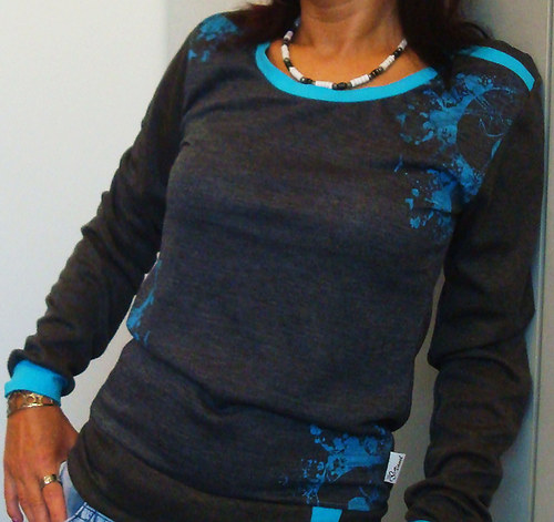 Gray shirt with turquoise - triko — foto 2