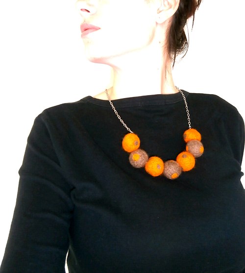 Oranžové koulení — foto 2