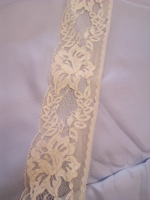 Béžová krajka - růže — foto 2