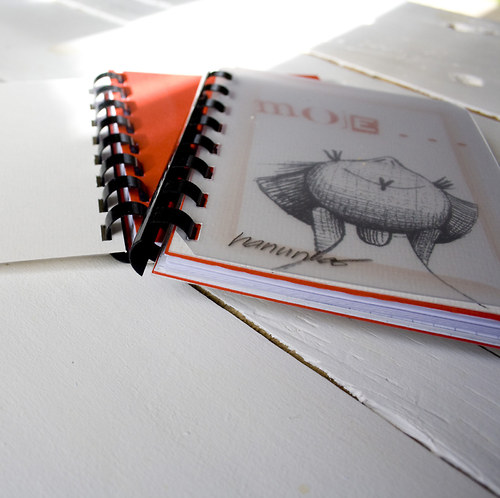 NOTES - 9,5 x 12 cm- Moje . . . sv.črvená. — foto 3