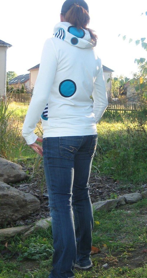 Mikina — foto 3