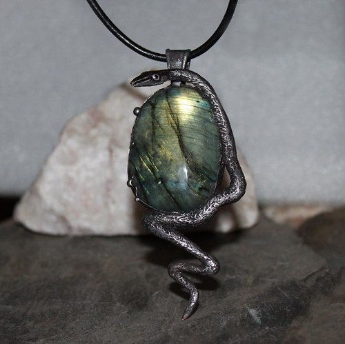 Hadí amulet — foto 2