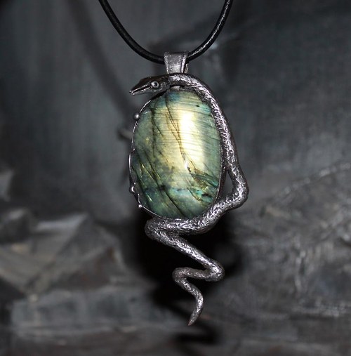 Hadí amulet — foto 3