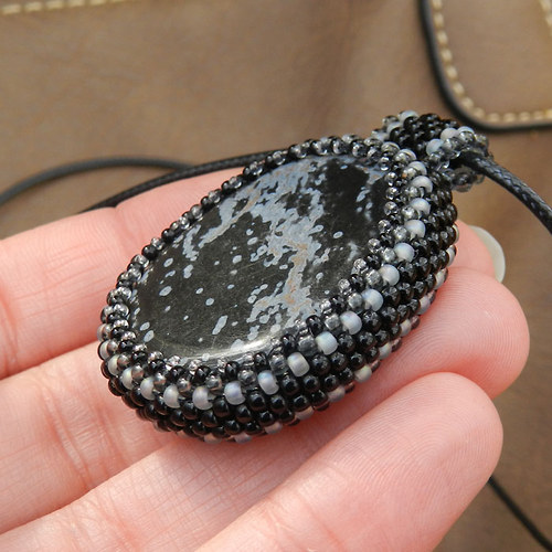Přívěsek s obsidiánem — foto 3