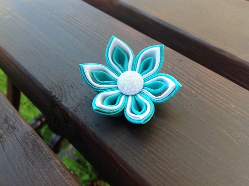 Kanzashi brož — foto 3
