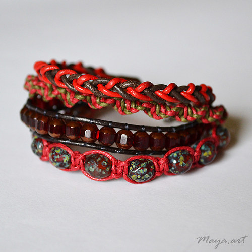 Červený náramek "EMBRACING BRACELET" — foto 2