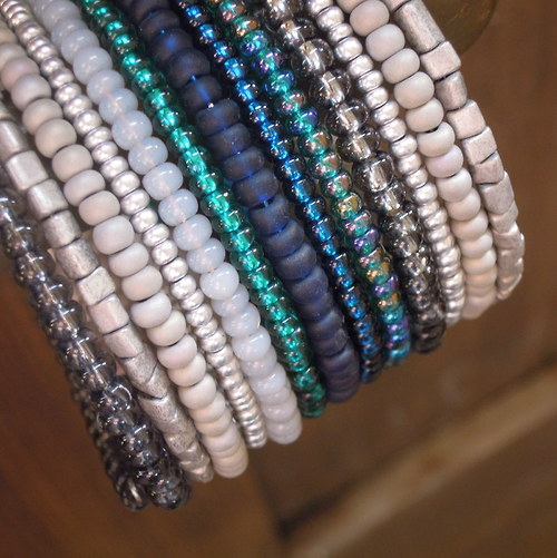 S barevným pruhem — foto 2