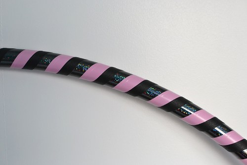 Obruč na hooping černo-růžová 100 cm — foto 4