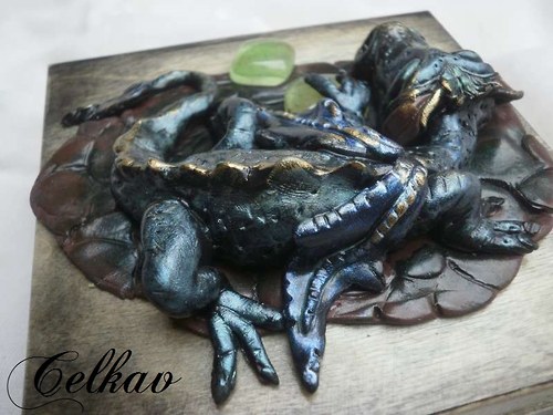 Dřevěná krabička s drakem. — foto 6