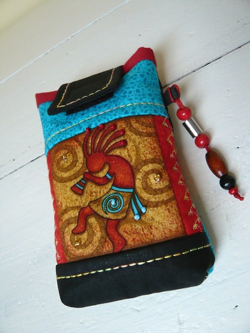 Obal na mobil s Kokopellim — foto 2
