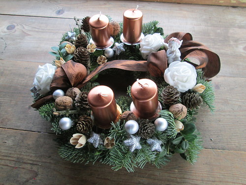 Adventní hnědo-bílý — foto 3