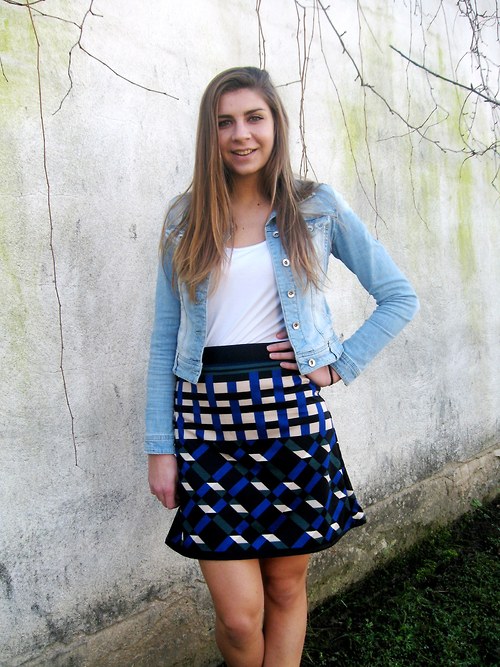 Sukýnka abstraktní vzor (38) — foto 2