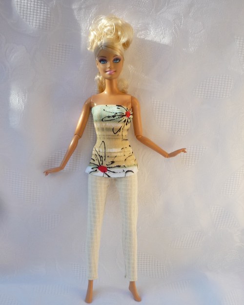 Top + legíny — foto 3