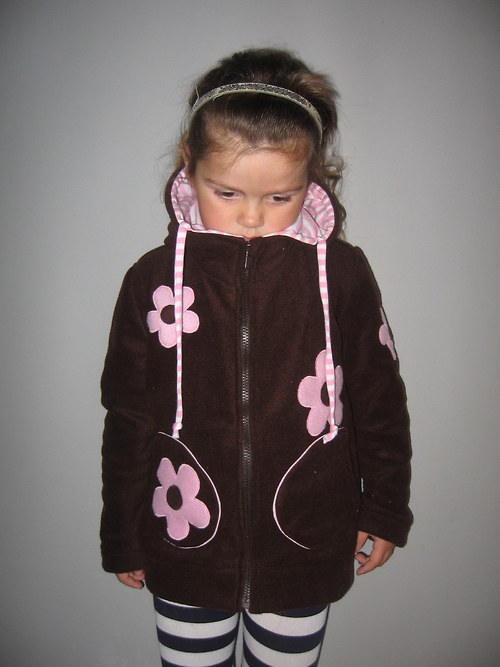 Mikinka hnědá — foto 2