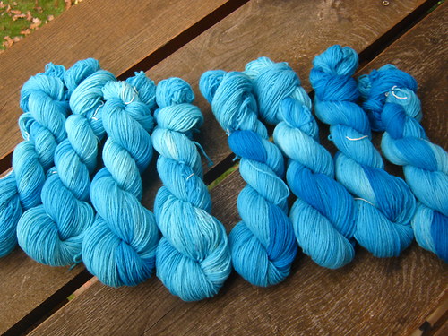 100% merino "Modrá v modré" rezervace — foto 2