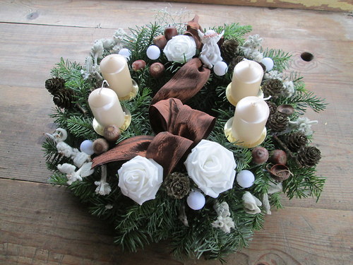 Adventní andělský hnědo-bílý — foto 4