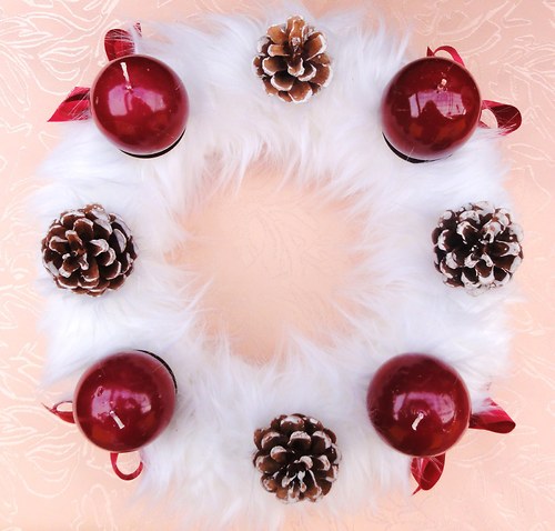 Luxusní adventní kožešinový věnec — foto 2