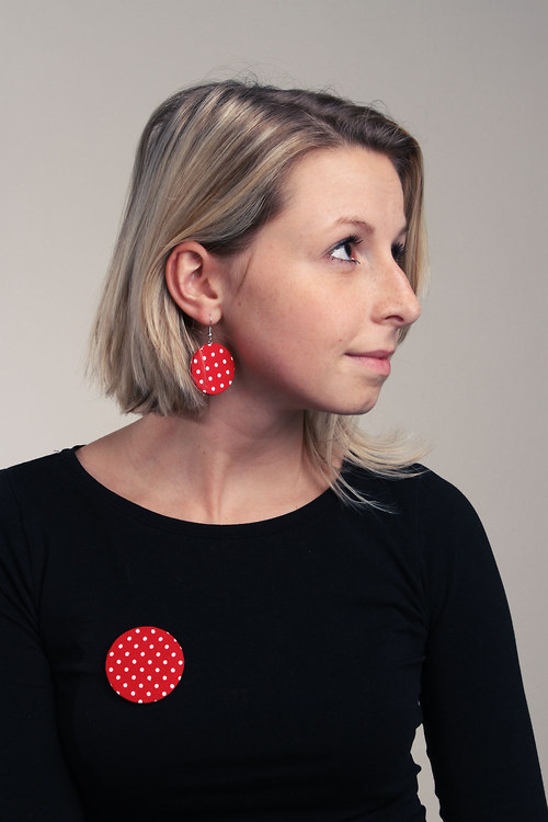 Textilní šperky - Kulaté * červené * puntikáté — foto 2