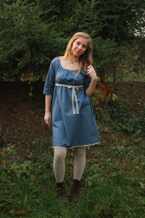 Romantic modré šaty — foto 2