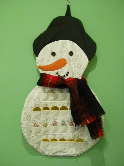 Adventní sněhulák-kapsář/kalendář — foto 2