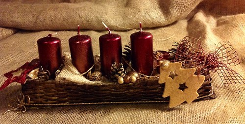 Adventní košíček laděný do vínova — foto 2