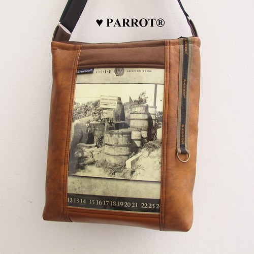 RETRO BRNO - No.8 . notebook - PARROT® — foto 3