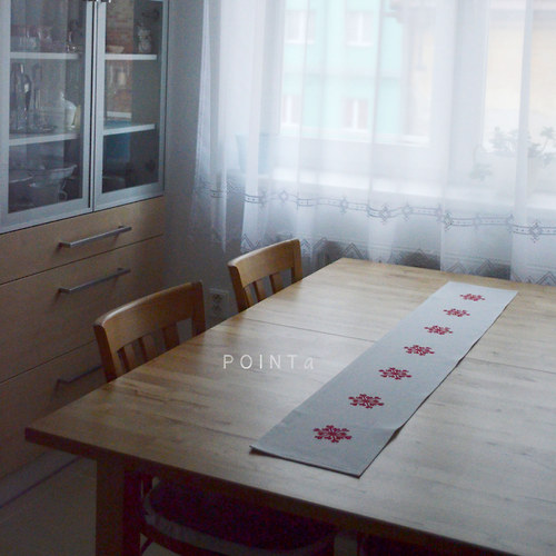 Vločková štóla (červená, prostá) — foto 2