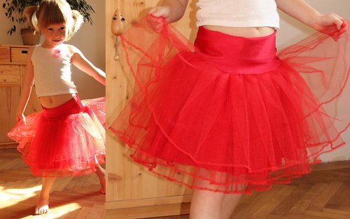 Červená TUTU — foto 2