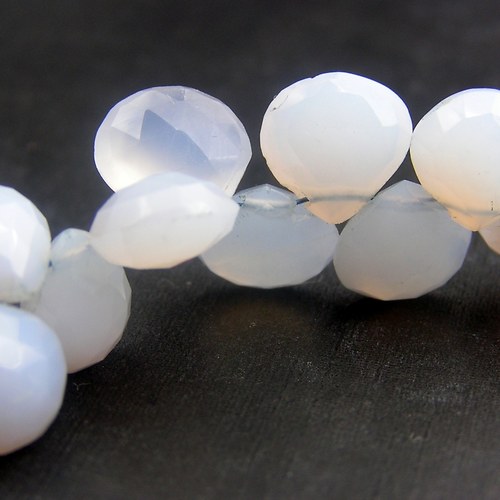 Přírodní chalcedon - srdíčkové brioletky — foto 2