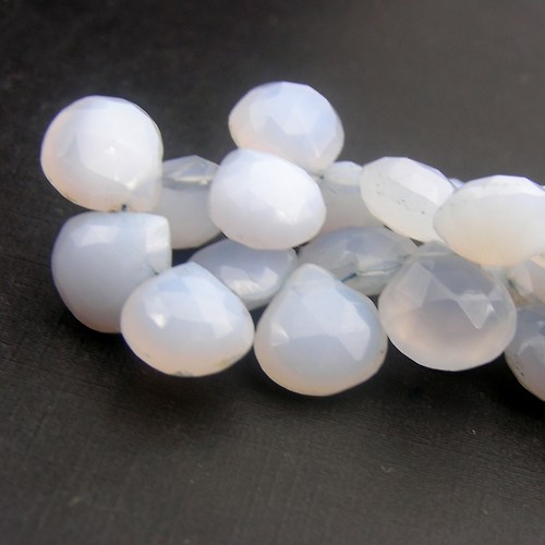 Přírodní chalcedon - srdíčkové brioletky — foto 3