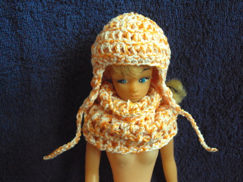 Nákrčník s ušankou pro Barbie — foto 2