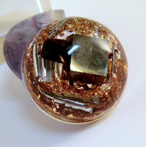Orgonit *OBJ* Pyrit / Magnetit * Síla okamžiku.. — foto 2
