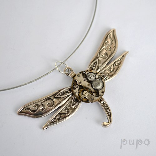 Steampunkový Náhrdelník Vážka — foto 3
