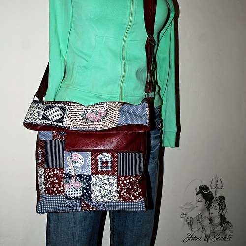 "Cross Body" Kabelka Kombinace Patchwork & Bordó — foto 4