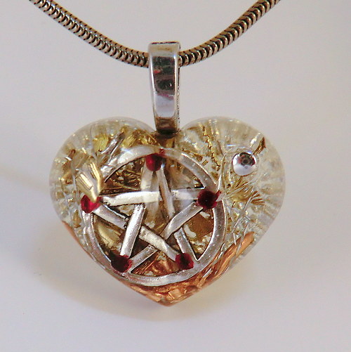 Orgonit (Aa1) Pentagram s granáty — foto 3