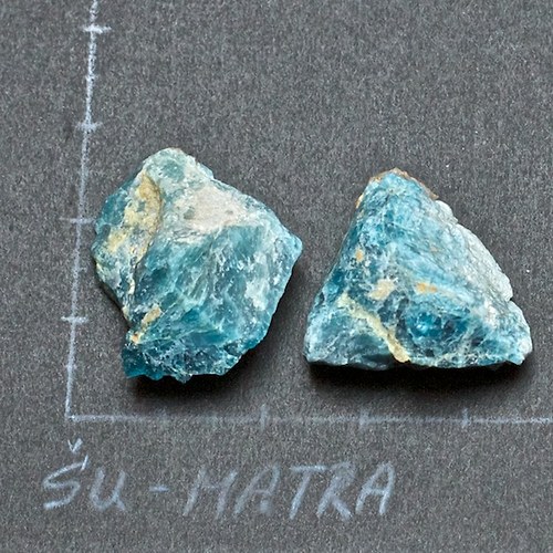 Apatit- surový — foto 2