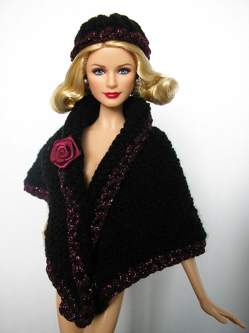 SLEVA 50% Černý elegantní pléd s čepicí pro Barbie — foto 2