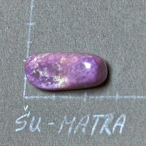 Čaroit — foto 2