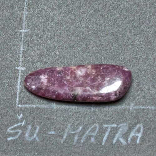 Čaroit — foto 2