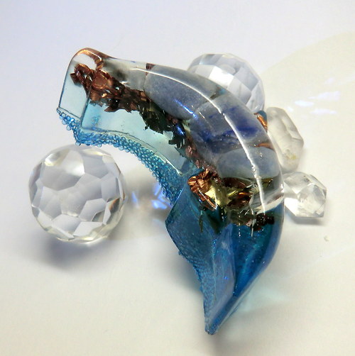 Orgonit *Amulet 5* Delfínek s Kalcitem — foto 3