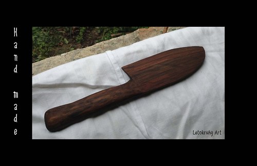 Černý nůž santoku — foto 3