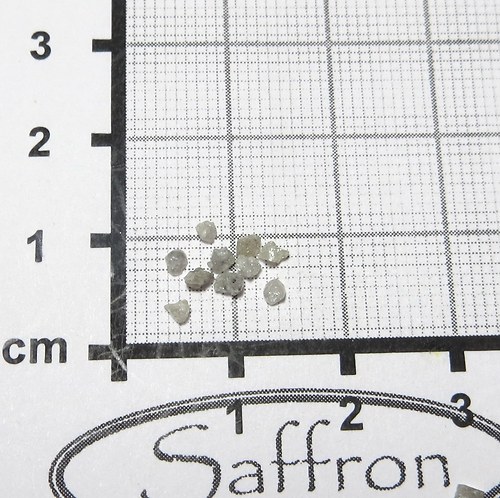 Bílý surový diamant vrtaný, 10ks — foto 2