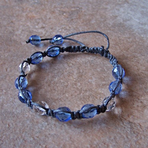Náramek macramé/shamballa - šedomodrý — foto 2