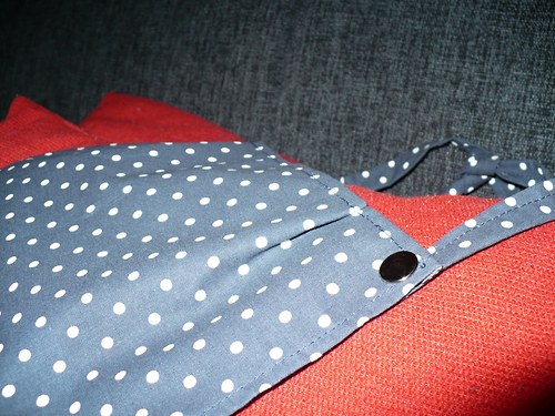 Zástěra-tmavě modrá-tečky — foto 2