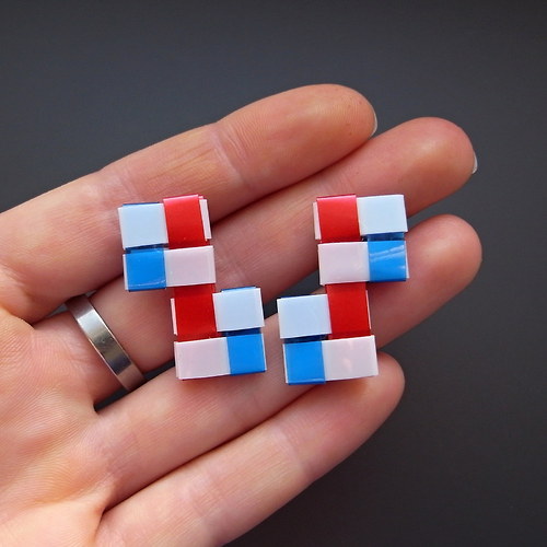 Upcycling: Náušnice Bílo-Rud-Mod DOUBLE — foto 2