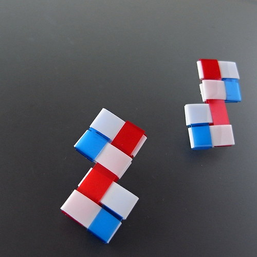 Upcycling: Náušnice Bílo-Rud-Mod DOUBLE — foto 4